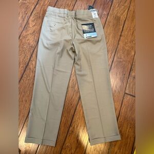 Haggar Dress Pants mens 36x30 tan brown Classic Pleated Comfort Waist Stretch